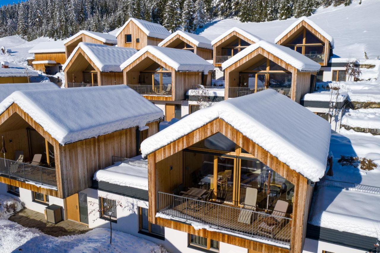 Regitnig - 4 Sterne Hotel Und Chalets Вайсензее Экстерьер фото