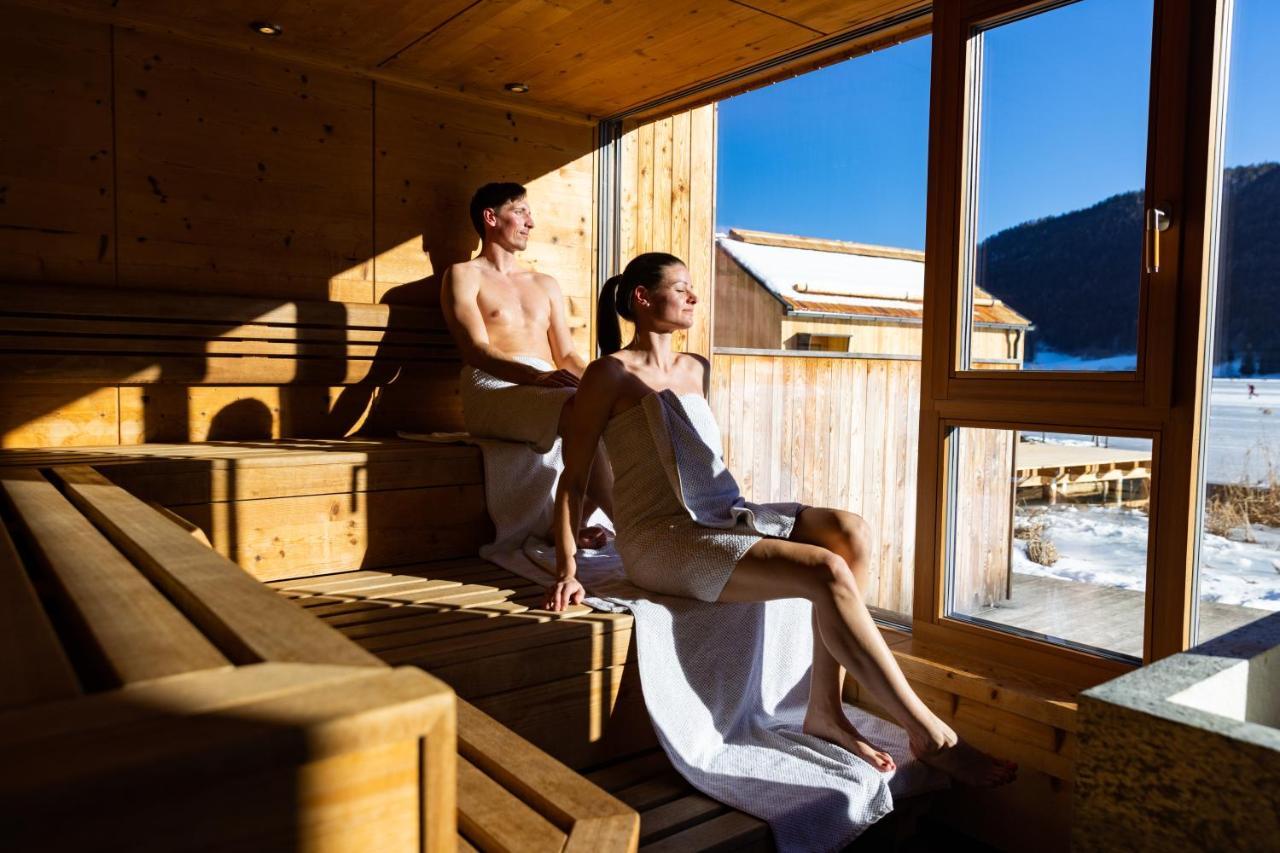 Regitnig - 4 Sterne Hotel Und Chalets Вайсензее Экстерьер фото