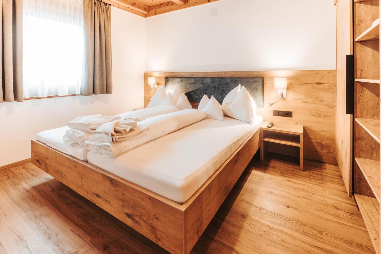 Regitnig - 4 Sterne Hotel Und Chalets Вайсензее Экстерьер фото