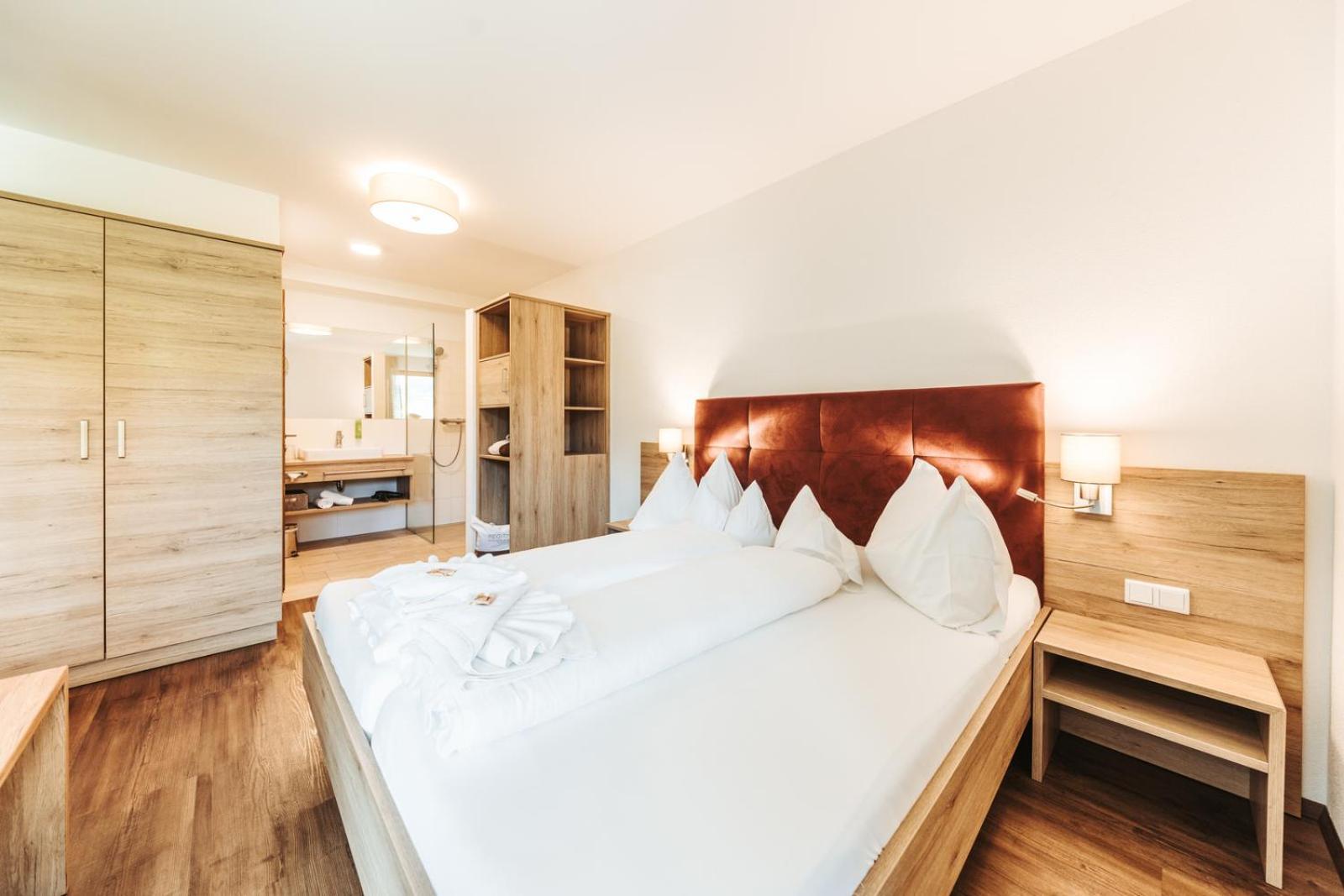 Regitnig - 4 Sterne Hotel Und Chalets Вайсензее Экстерьер фото
